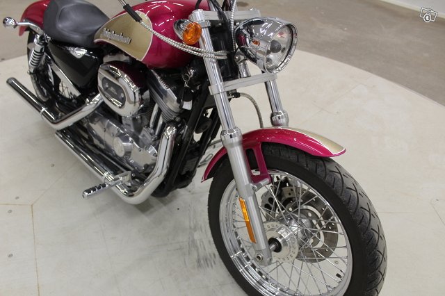 Harley-Davidson XL 18