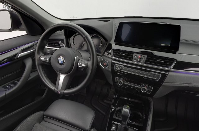 BMW X1 11