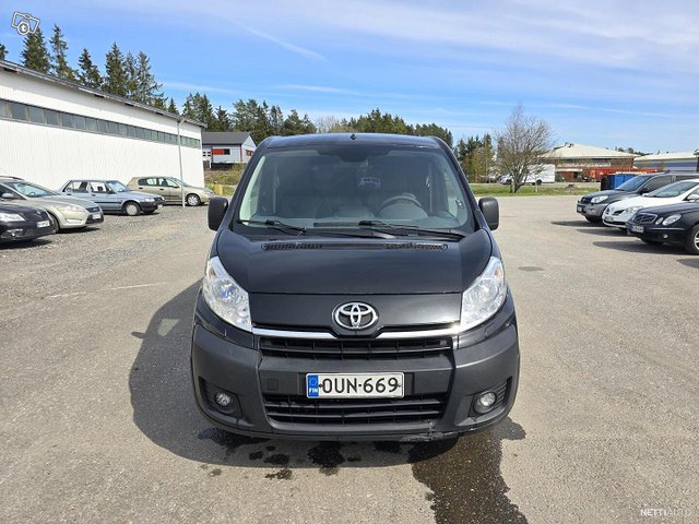 Toyota Proace 4