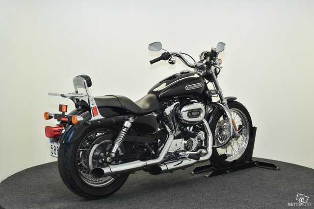 Harley-Davidson Sportster 8