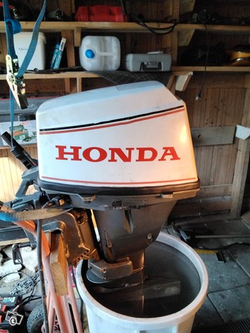 Perämoottori Honda 15hv, kuva 1