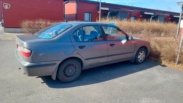 Nissan Primera 4