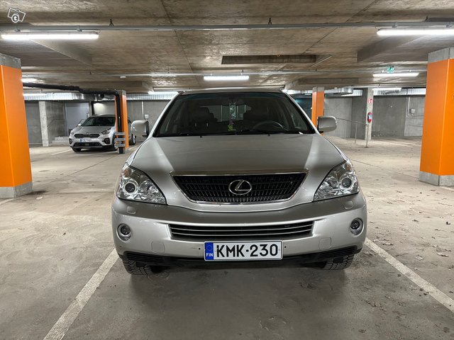 Lexus RX 4