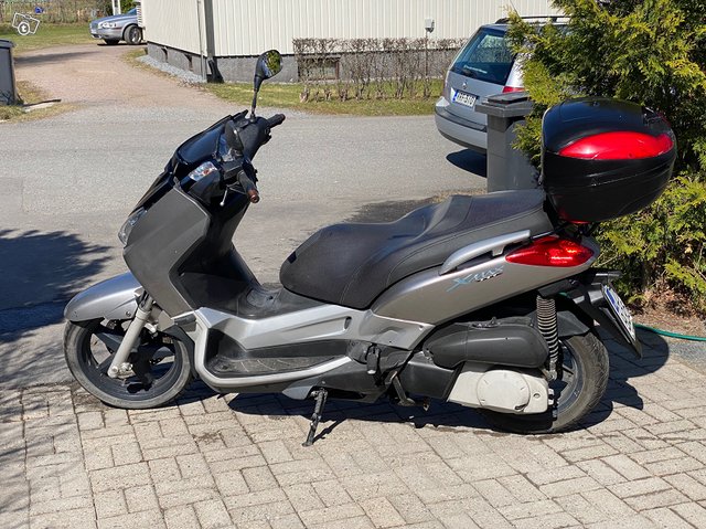 Yamaha X-max 5