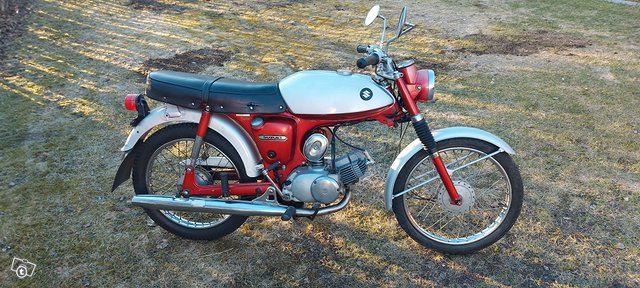Suzuki A95 5