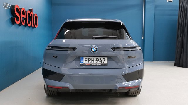 BMW IX M60 3