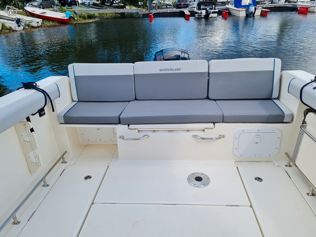 Quicksilver 625 Pilothouse 4