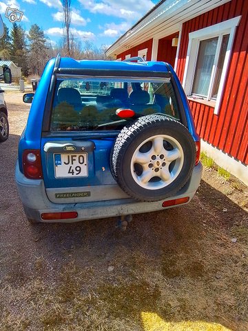 Land Rover Freelander 5