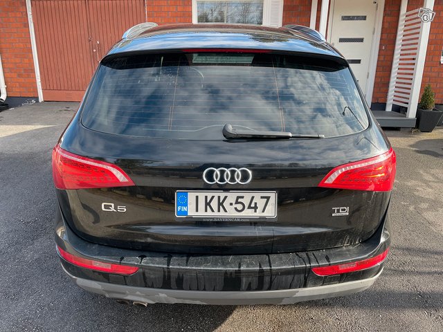 Audi Q5 4