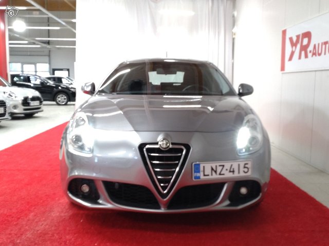 Alfa Romeo Giulietta 8