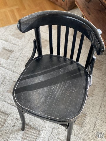 Musta tuoli 2kpl, kuva 1