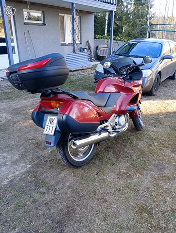 Honda NT Deuville 650cc 2