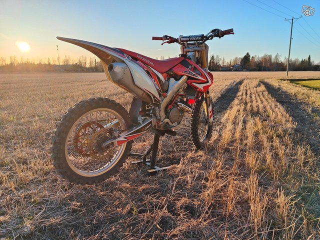 Honda CRF 250 Crossi 2