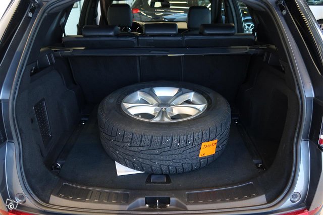 Land Rover Discovery Sport 12