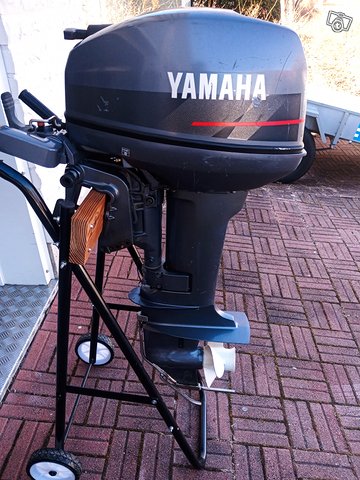 Yamaha 9.9 (15 HP), kuva 1