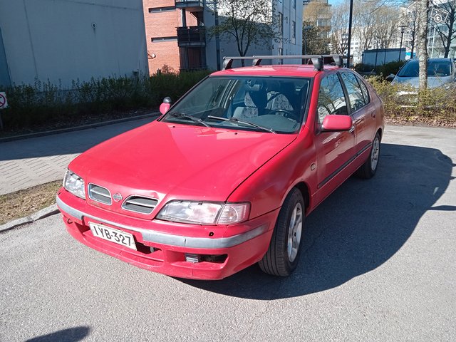 Nissan Primera 1