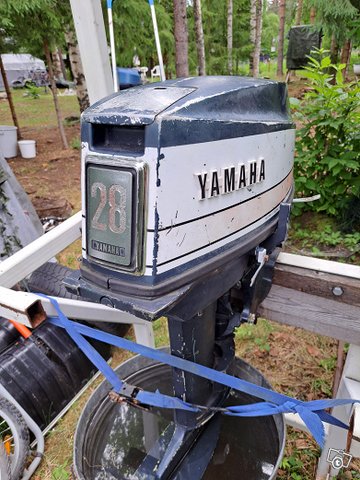 Yamaha 28A perämoottori, kuva 1