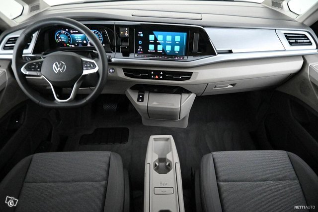 Volkswagen Multivan 8