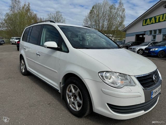 Volkswagen Touran 3