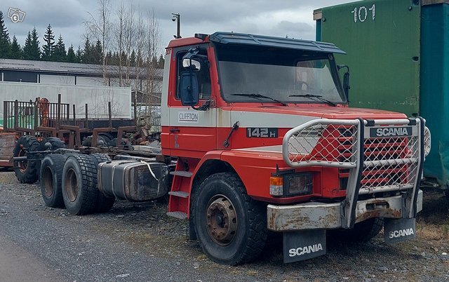 Scania 142H 6x2 -85 1