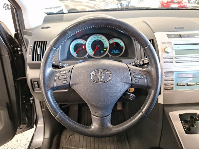 Toyota Corolla Verso 15