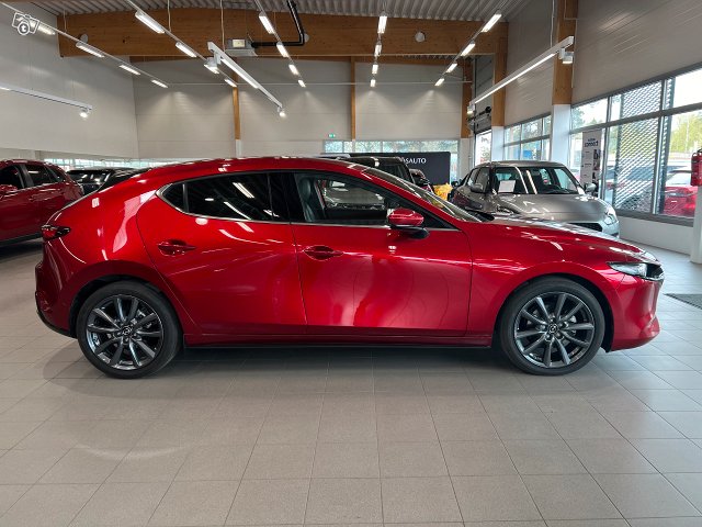 Mazda Mazda3 8