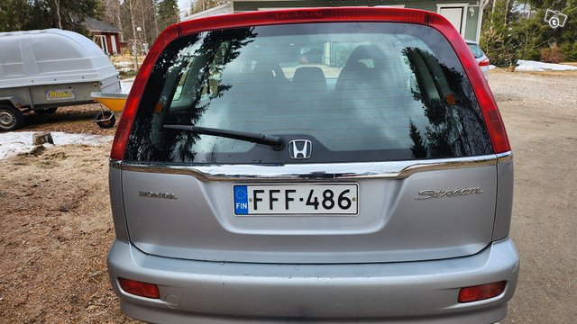 Honda Stream 6