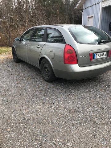 Nissan Primera 2