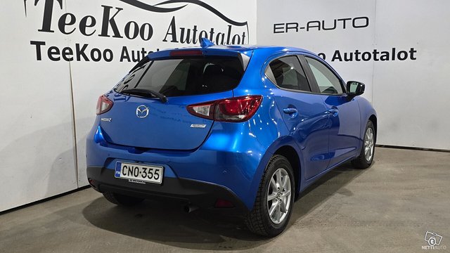 Mazda 2 6