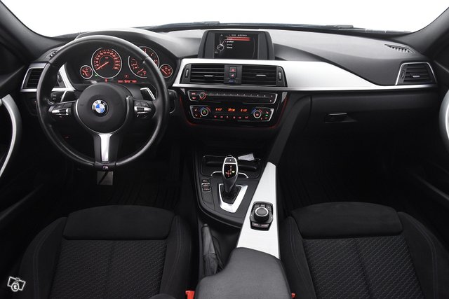 BMW 320 19