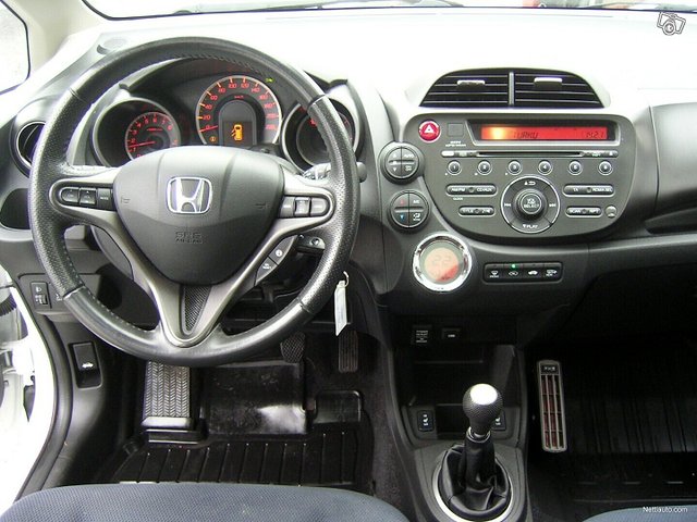 Honda Jazz 8