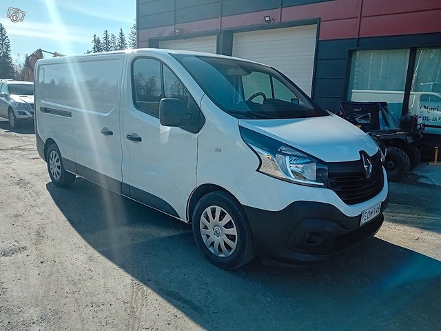 Renault Trafic 4