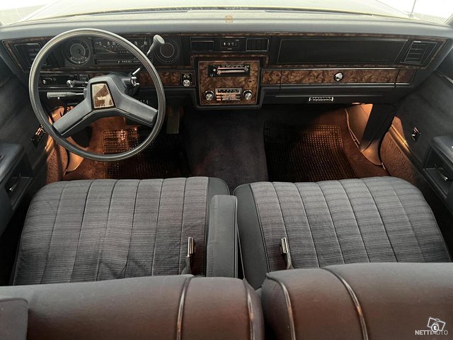 Chevrolet Caprice 10