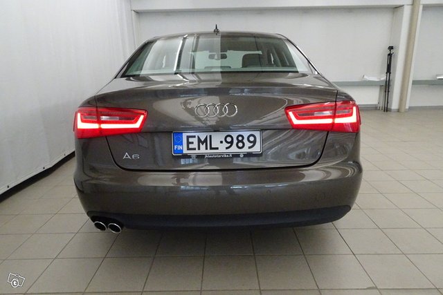 Audi A6 4