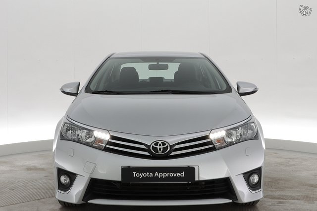 Toyota Corolla 9