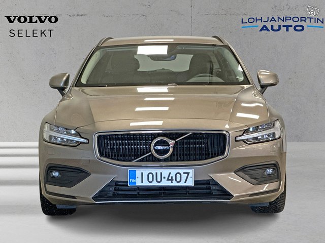 Volvo V60 3