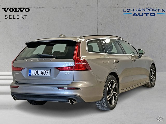 Volvo V60 7