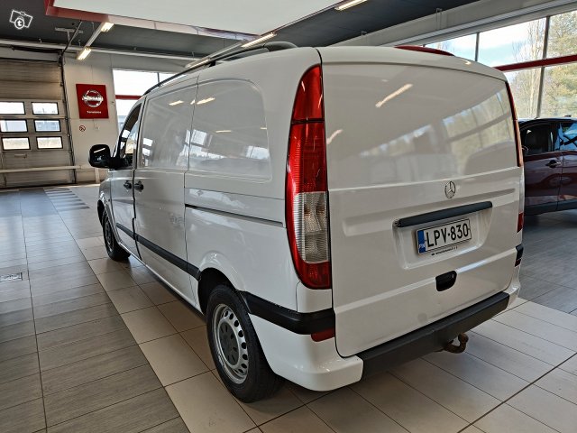 Mercedes-Benz Vito 4