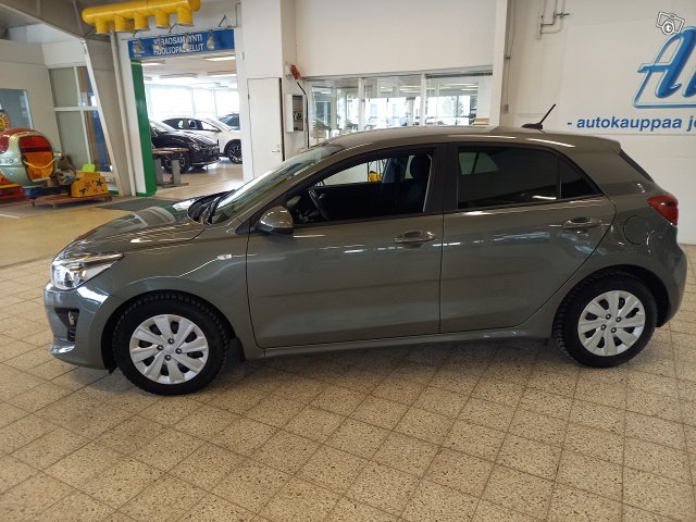 KIA RIO 2