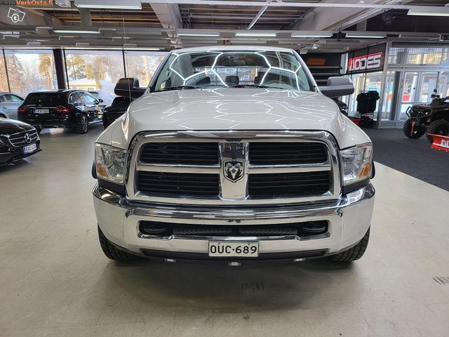 Dodge Ram 2500 2