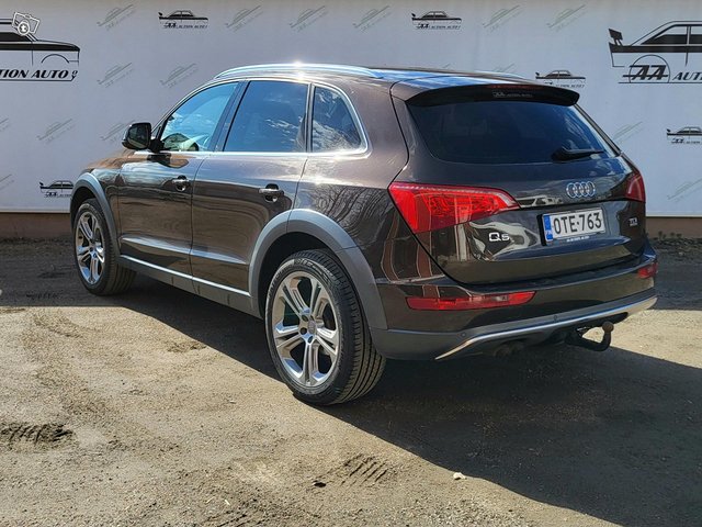 Audi Q5 11