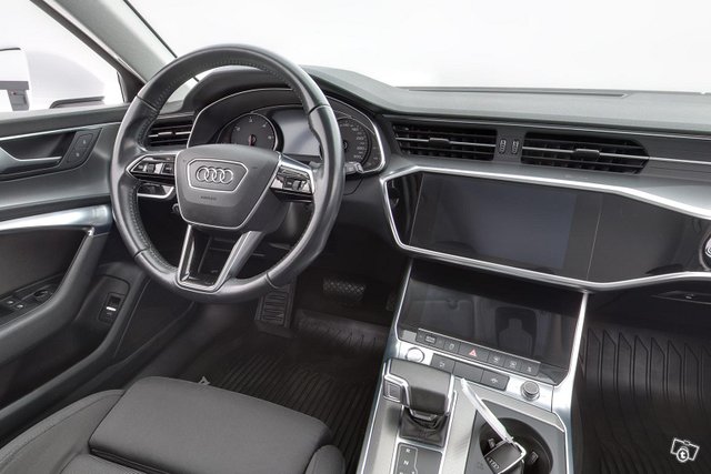 AUDI A6 8