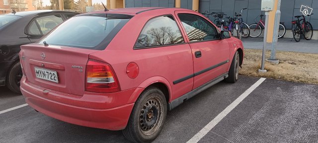 Opel Astra 2