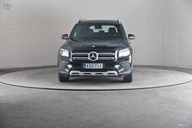 Mercedes-Benz GLB 3