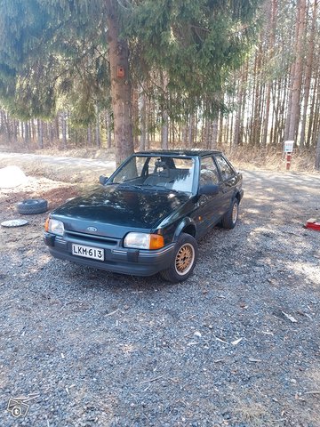 Ford Escort 1