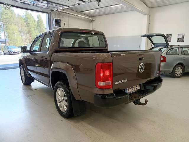 Volkswagen Amarok 6