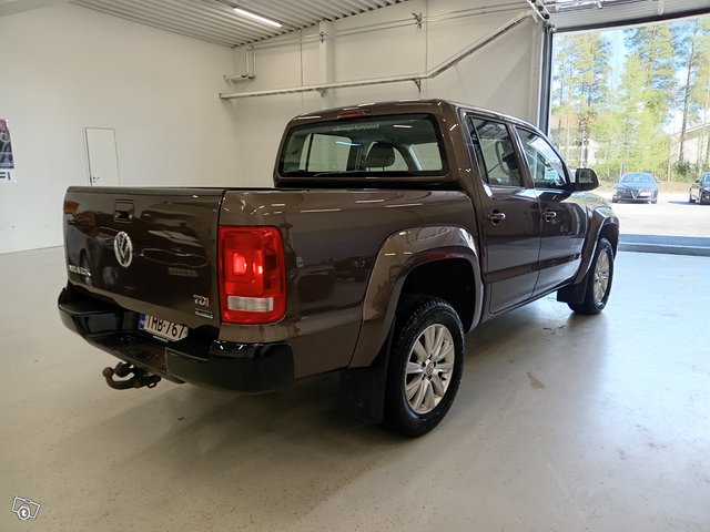 Volkswagen Amarok 8