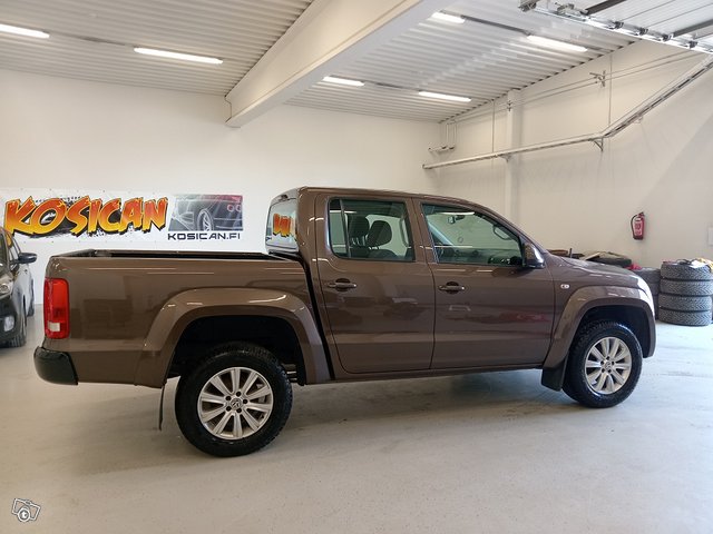 Volkswagen Amarok 9