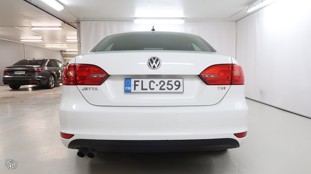 VOLKSWAGEN JETTA 4