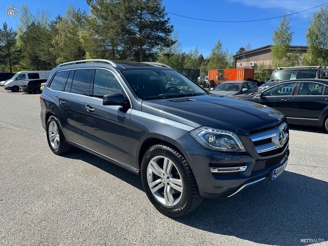 Mercedes-Benz GL 7